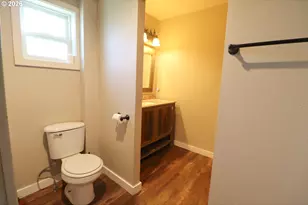 305 E Adams St, Burns, OR 97720 - Photo 13
