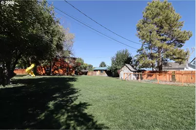 305 E Adams St, Burns, OR 97720 - Photo 29