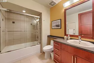 4412 S Corbett Ave, Portland, OR 97239 - Photo 17