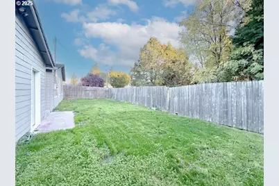 2364 E Irwin Way, Eugene, OR 97402 - Photo 21