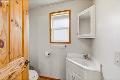159 Bloom Rd, Wolf Creek, OR 97497 - Photo 13