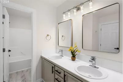 7544 NE Catherine Ct, Hillsboro, OR 97124 - Photo 19