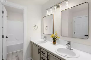 7544 NE Catherine Ct, Hillsboro, OR 97124 - Photo 19