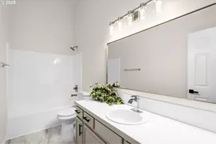 7544 NE Catherine Ct, Hillsboro, OR 97124 - Photo 23