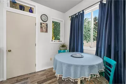1909 NE 20th St, Lincoln City, OR 97367 - Photo 11