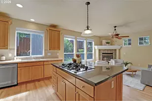 4574 NW Dresden Pl, Portland, OR 97229 - Photo 11