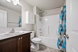 5105 Holly St, Springfield, OR 97478 - Photo 15