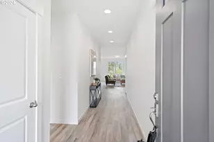 9344 Glory Ct, Salem, OR 97305 - Photo 3