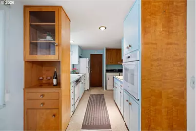 3390 Onyx St, Eugene, OR 97405 - Photo 15