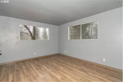 4885 Azalea Dr, Grants Pass, OR 97526 - Photo 17