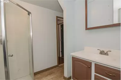 4885 Azalea Dr, Grants Pass, OR 97526 - Photo 21