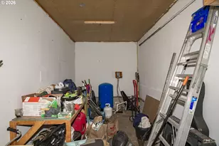 4885 Azalea Dr, Grants Pass, OR 97526 - Photo 27