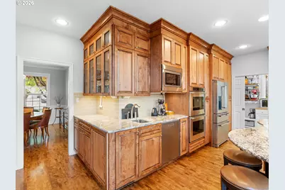 10645 SW Meier Dr, Tualatin, OR 97062 - Photo 9