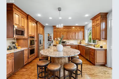 10645 SW Meier Dr, Tualatin, OR 97062 - Photo 11