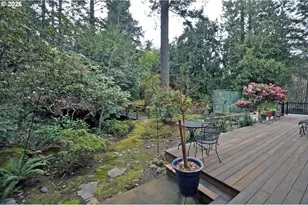 6431 SW Dolph Dr, Portland, OR 97219 - Photo 37