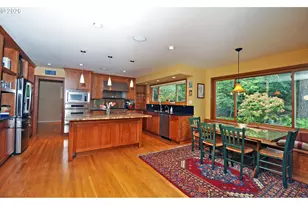 6431 SW Dolph Dr, Portland, OR 97219 - Photo 15
