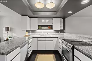 9 Britten Ct, Lake Oswego, OR 97035 - Photo 15