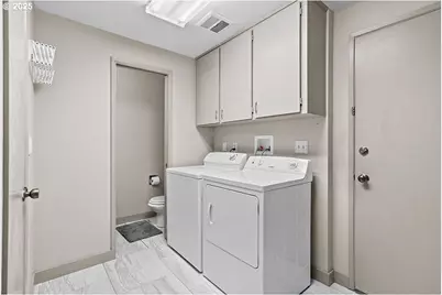 9 Britten Ct, Lake Oswego, OR 97035 - Photo 21