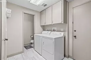 9 Britten Ct, Lake Oswego, OR 97035 - Photo 21