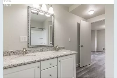 820 N 1st Ave, Kelso, WA 98626 - Photo 13