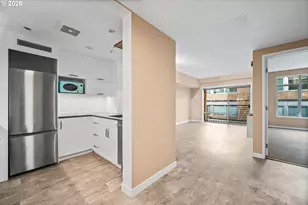 701 Columbia St, Vancouver, WA 98660 - Photo 3