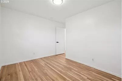 1018 SE 164th Ave, Portland, OR 97233 - Photo 23
