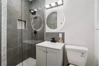 1018 SE 164th Ave, Portland, OR 97233 - Photo 21