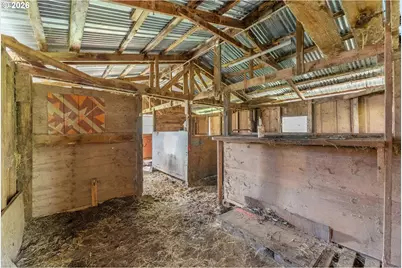 221 Oakview Dr, Roseburg, OR 97471 - Photo 41