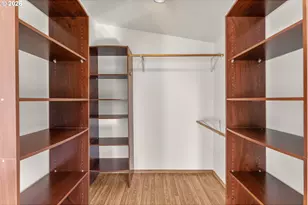 221 Oakview Dr, Roseburg, OR 97471 - Photo 21