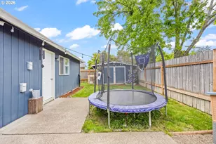 1146 SW James Ct, Dundee, OR 97115 - Photo 21