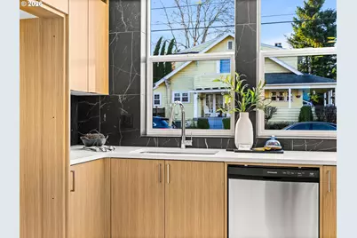 2833 NE 62nd Ave, Portland, OR 97213 - Photo 25