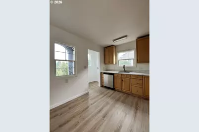 911 Jq Adams St, Oregon City, OR 97045 - Photo 7