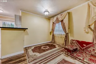 8426 NE Wygant St, Portland, OR 97220 - Photo 5