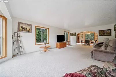 12834 Ehlen Rd, Aurora, OR 97002 - Photo 15