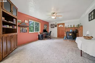 12834 Ehlen Rd, Aurora, OR 97002 - Photo 11