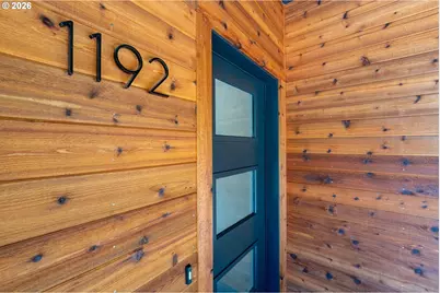 1192 Shon Sta Way, Coos Bay, OR 97420 - Photo 7