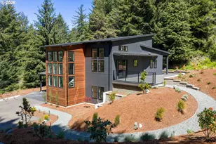 1192 Shon-Sta Way, Coos Bay, OR 97420 - Photo 11