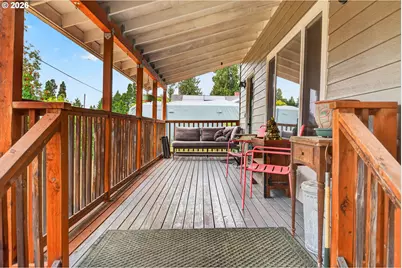19095 SW Kinnaman Rd, Beaverton, OR 97078 - Photo 3