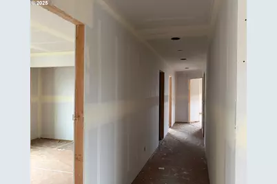 1750 N Oak St, Canby, OR 97013 - Photo 7