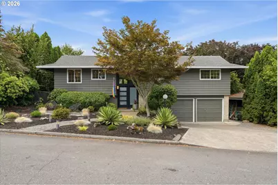 3211 SW Ridge Dr, Portland, OR 97219 - Photo 1