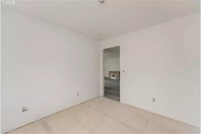 248 SE Pitzer St, Roseburg, OR 97470 - Photo 13