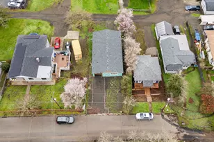 248 SE Pitzer St, Roseburg, OR 97470 - Photo 21