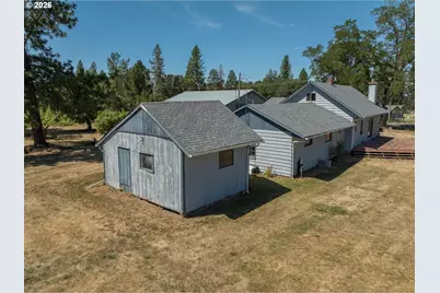 40028 Lacomb Dr, Lebanon, OR 97355 - Photo 33