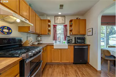 1550 NE 18th St, McMinnville, OR 97128 - Photo 11