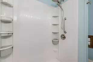 1943 Monterey Ln, Eugene, OR 97401 - Photo 19