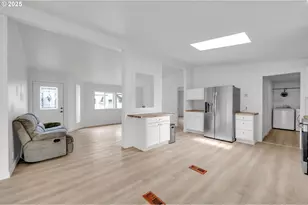 4989 Cone Ave, Eugene, OR 97402 - Photo 15