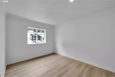 4989 Cone Ave, Eugene, OR 97402 - Photo 13