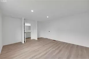 4989 Cone Ave, Eugene, OR 97402 - Photo 21