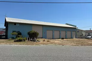 295 King St, Brookings, OR 97415 - Photo 1