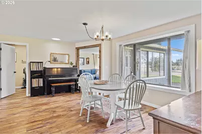 2713 Oak St, North Bend, OR 97459 - Photo 9